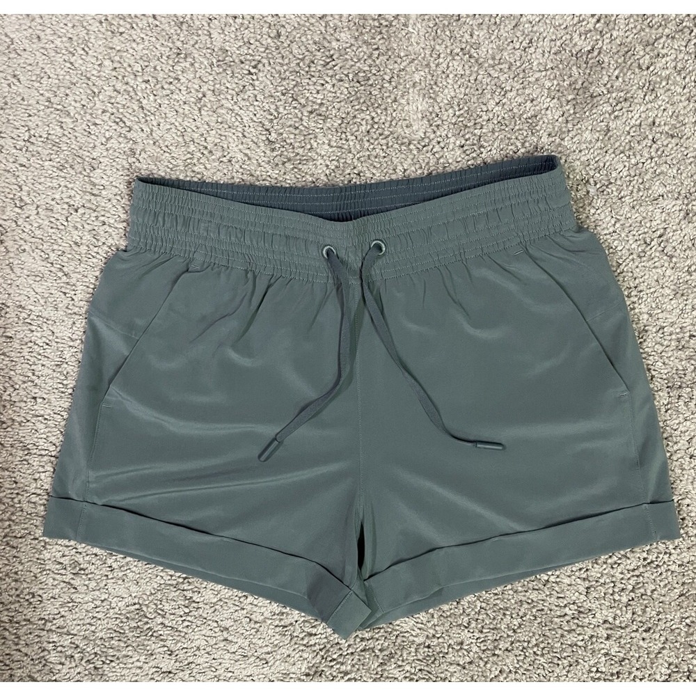 Lululemon Spring Break Away Short 4-way Stretch‎ 3" Juniper. Size 4